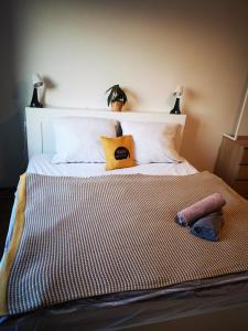 Llit o llits en una habitació de KaVi Apartments #3, TOP city view!