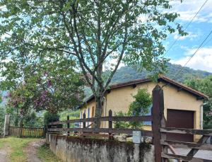 Nespecifikovaný výhled na hory nebo výhled na hory při pohledu z bed and breakfast