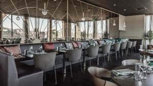 Clarion Hotel Sundsvall餐厅或其他用餐的地方