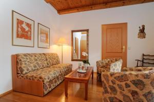 Posezení v ubytování Stoll's Hotel Alpina
