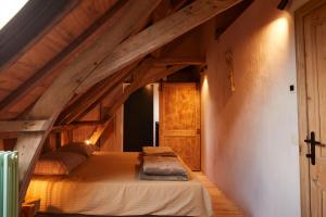 Ένα ή περισσότερα κρεβάτια σε δωμάτιο στο Het Klaverhof