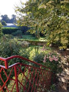 Naktsmītnes Le Béarn sous les toits pilsētā Nay fotogalerijas attēls