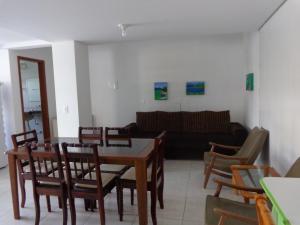 Posezení v ubytování PRAIA DE 4 ILHAS Apartamento 2 Quartos a 50M da Praia + 31 fotografií