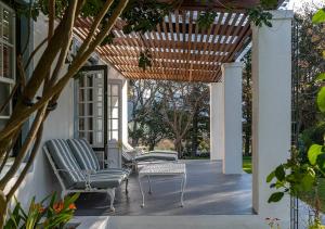 Zahrada ubytování L'Auberge Chanteclair