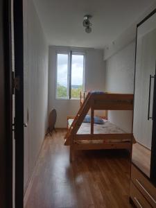 Postel nebo postele na pokoji v ubytování Lily Pearls Inn
