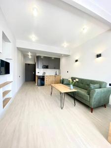 Kuchyň nebo kuchyňský kout v ubytování Апарт-отель Nine Rooms