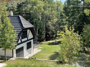 Vrt ispred objekta Apartman 67
