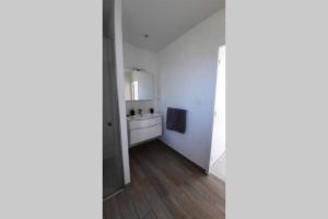 Dapur atau dapur kecil di Maison récente avec vue mer, plage et port à pied +4 gambar