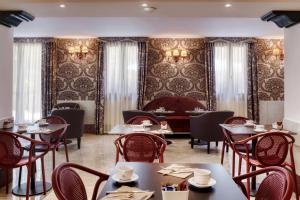 Posezení v ubytování Hotel Nuovo Teson