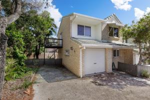 Το κτήριο όπου στεγάζεται  η παραθεριστική κατοικία