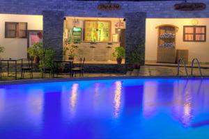A piscina em ou perto de Fish Tail Lodge