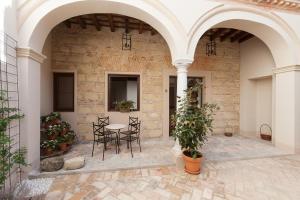 A patio or other outdoor area at Patios de la Riva