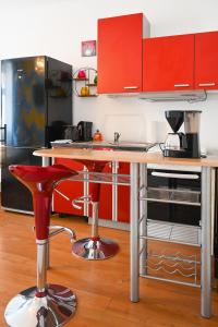 Kuchyňa alebo kuchynka v ubytovaní Backpacker Apartment Bahnhof