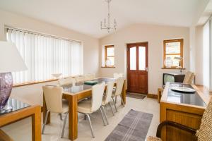 Gallery image of Cambrian View in Aberystwyth