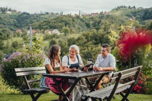 Goście zatrzymujący się w obiekcie Weinquartier Pichler-Schober