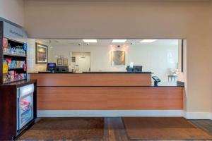 a cashier counter in a store at Comfort Suites Victorville-Hesperia in Victorville