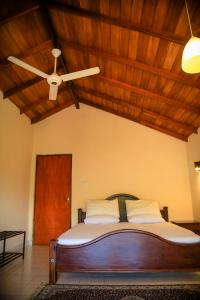 Voodi või voodid majutusasutuse Freedom Lodge, Kandy toas