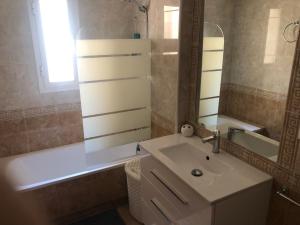 Et badeværelse på Agua marina + 8 billeder