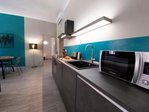 Kuchyňa alebo kuchynka v ubytovaní The Best Rent - Apartment close to Termini Station