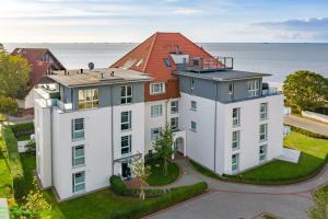 Afbeelding uit fotogalerij van Schloss am Meer - Whg3 große Terrasse mit Meerblick in Wyk auf Föhr