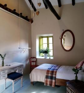 Postel nebo postele na pokoji v ubytování Niños Hotel Fierro