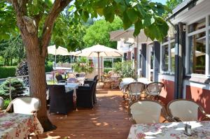 A restaurant or other place to eat at Hotel Silvia