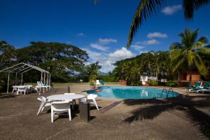 The swimming pool at or near Tanoa Apartments