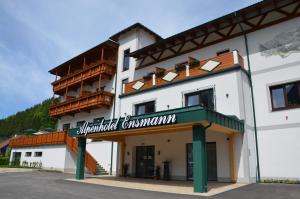 Hoone, kus hotell asub