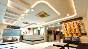 Posezení v ubytování Hotel Karan Vilas