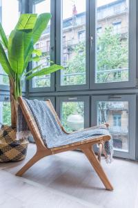 Posedenie v ubytovaní Apartamentos Bellas Artes
