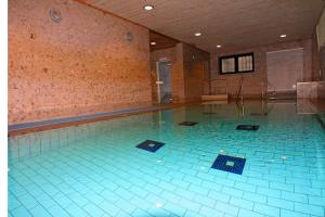 Bazén v ubytování Kur-& Landhotel Borstel - Treff nebo v jeho okolí