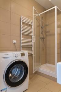 Koupelna v ubytování Apartament Na Urlop - Wisła Bukowa Góra - Apartamenty z widokiem na panoramę Wisły + 37 fotografií