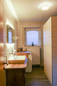 Koupelna v ubytování Familienhof Brüning - Ferienwohnung Hofblick