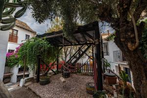 Το κτήριο όπου στεγάζεται  το hostel