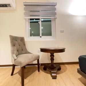 Posezení v ubytování 墾丁聚點旅棧 2Ps Hotel