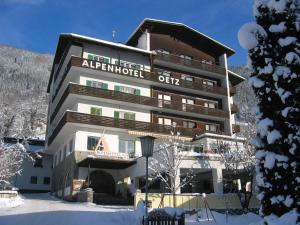 겨울의 Alpenhotel