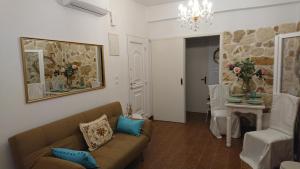 Posezení v ubytování Villa Trypitos