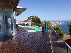 Bazén v ubytovaní Villa Luxury Paradise Suites alebo v jeho blízkosti