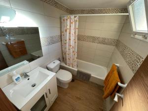 Kylpyhuone majoituspaikassa Bungalow Sonemar