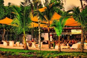 Zahrada ubytování Café de Playa Beach Front Hotel