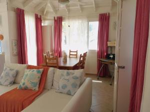 Postel nebo postele na pokoji v ubytování A Pearl In Los Corales. Playa Bavaro. Punta Cana