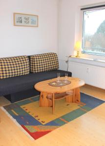 En sittgrupp på "Parkresidenz - Whg 13 c" preisgünstige Wohnung in ruhiger Ortslage