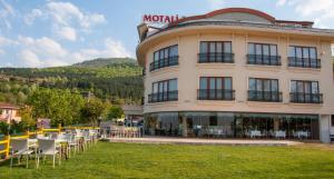 Motali Life Hotel