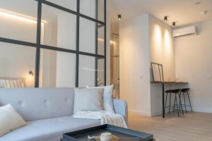 Część wypoczynkowa w obiekcie Suites Alfonso X