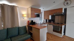 Køkken eller tekøkken på Chalet M44 Oostkapelle