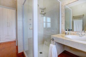 Galeriebild der Unterkunft Beach House 11A in Groot Brak Rivier + 26 Fotos