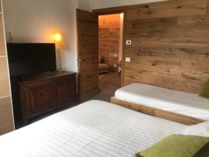 Foto dalla galleria di CASA MONTE DI SOPRA jacuzzi & sauna a Fanano