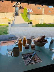 Photo de la galerie de l'établissement Domaine Miltat - Chambre Crayère, à Pierry