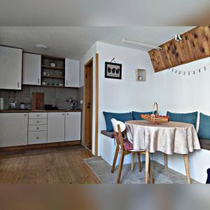 Kuhinja ili čajna kuhinja u objektu Apartman Tripković