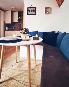 Kuhinja ili čajna kuhinja u objektu Apartman Tripković